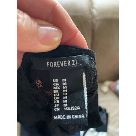 FOREVER 21 lace black blouse - Picture 5 of 5